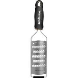 Терка кухонна Microplane Fine Julienne для овочів та фруктів (чорна, з нержавіючої сталі) - Made in USA