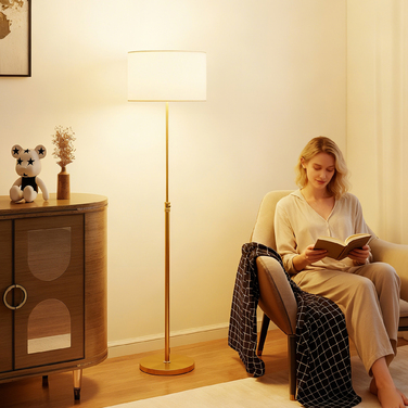 Лампа для читання HOMCOM з пультом дистанційного керування, регульована по висоті, тканинний абажур, металевий штатив, регульована яскравість, вимикач на підставці, золотистого кольору