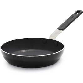 колір: чорний