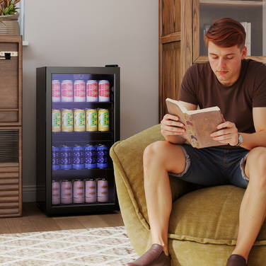 Міні-холодильник 93 л з скляними дверцятами, регульованими полицями, LED-підсвічуванням, регулюванням температури, розміром 47,2 x 43,7 x 83,3 см, чорного кольору