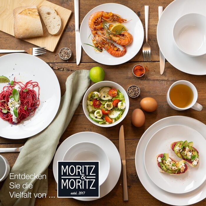 Набір посуду Moritz & Moritz BASIC 18 предметів для 6 осіб - сучасний дизайн, якісне порцелянове покриття, білий колір. Включає: 6 тарілок для вечері, 6 десертних тарілок, 6 мисок.