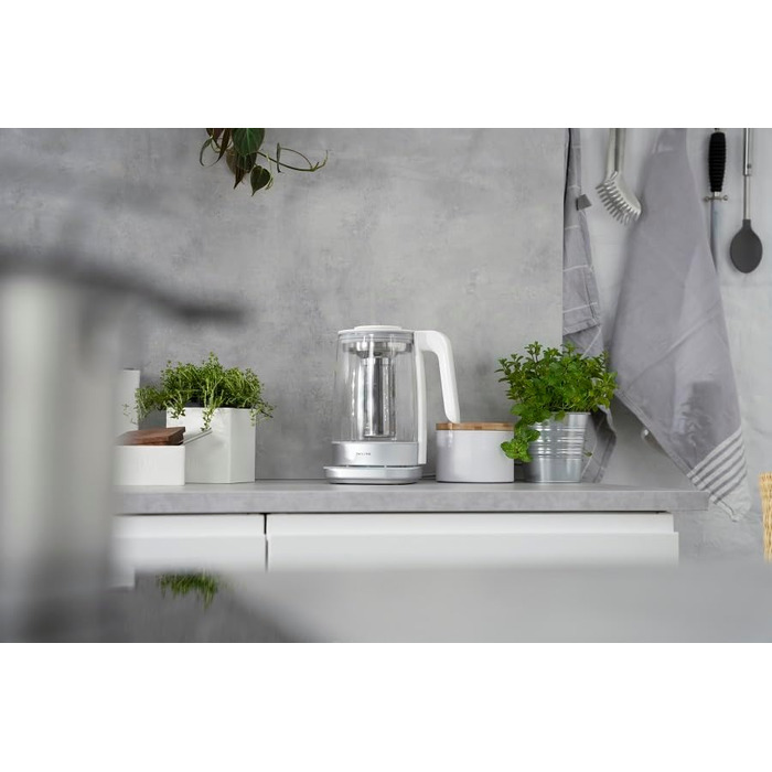 Електричний чайник ZWILLING Enfinigy з терморегулятором, сито для чаю та таймером, 1850 Вт, 1.7 л, білий