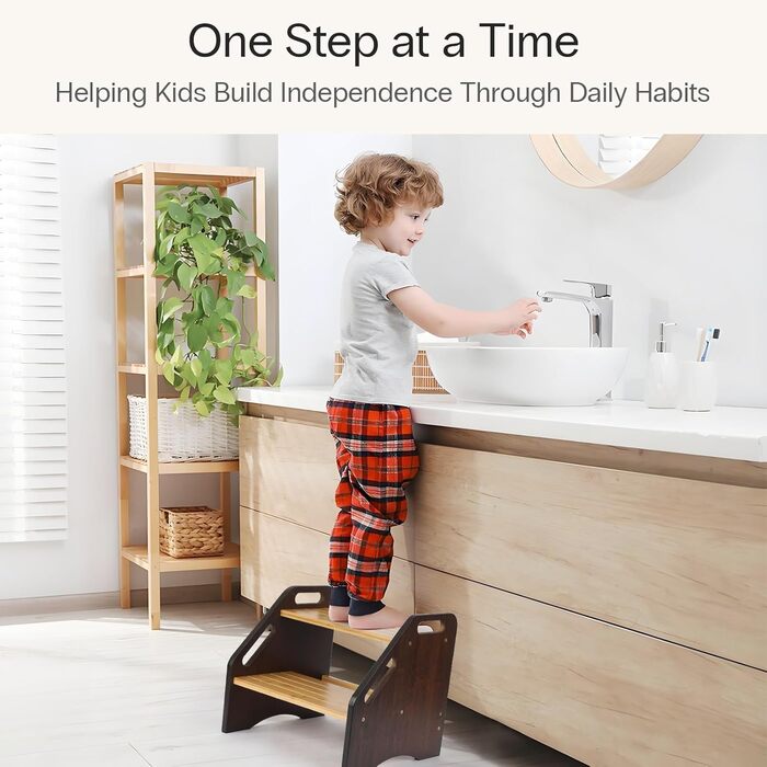 Сходинка StrongTek з бамбука для дітей та дорослих, 38 см, антиковзні сходинки, 160 кг, портативна дерев'яна сходинка з бічними ручками для ванної та кухні