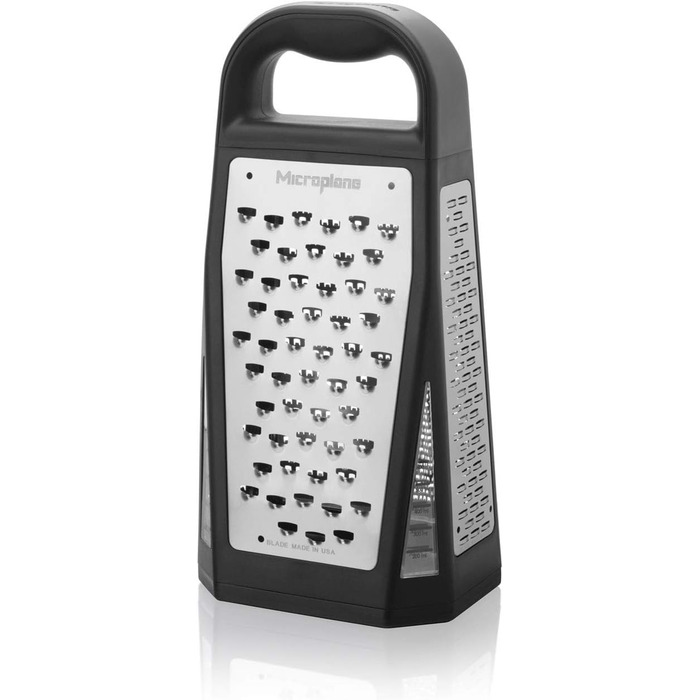 Мікроплан Еліт – терка з п'ятьма лезами, 5 поверхонь: дрібна, груба, стрічка, ультрадрібна, стругало. Чорний колір