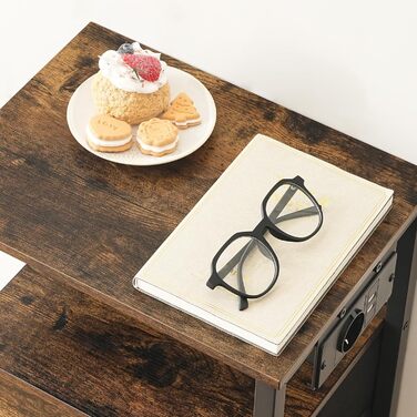 Нічний столик з підзарядкою, тумбочка з 2 шухлядами, приліжний столик з USB-портами та полицями, для вітальні, спальні, вінтажний коричневий та чорний XET02CBRY1