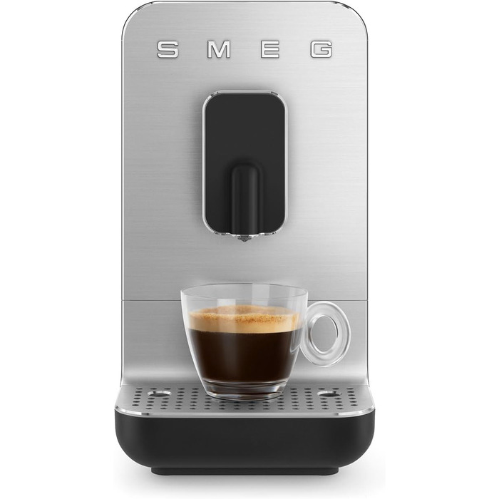 Еспресо-машина Smeg BCC11BLMEU з вбудованою кавомолкою, термоблоком, об'єм 1,4 л, чорна