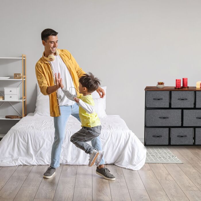 Комод Relaxdays з 8 висувними ящиками