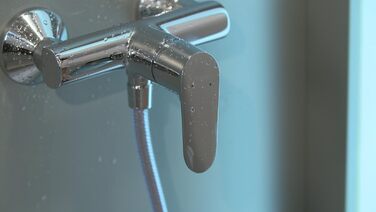 Змішувач для ванни Hansgrohe Focus, накладний, для 2 споживачів, хром, довжина виливу 19,4 см, однорідний, артикул 31940000