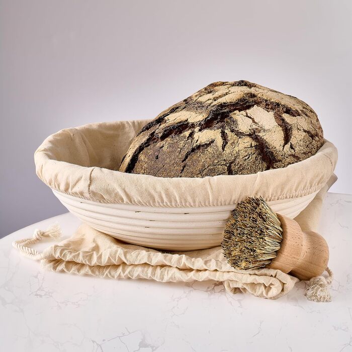 Набір для хліба Praknu: 2 кошики з ротангу, щітка, льонова вставка та мішечок для хліба (30см)
