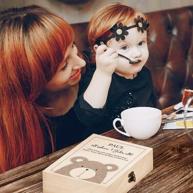 Набір дитячого столового прибору Maverton Kinderbesteck Set з гравіюванням та дерев'яною коробкою з написом - з нержавіючої сталі, з зображенням тварин, 4-х частинний, персоналізований, коричневий - подарунок на день народження, хрещення, народження - вед