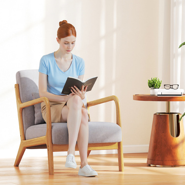 Елегантне крісло для відпочинку з дерев'яним каркасом та м'яким ґрунтом, оксамитова текстура, ідеально підходить для вітальні або спальні, сірого кольору.