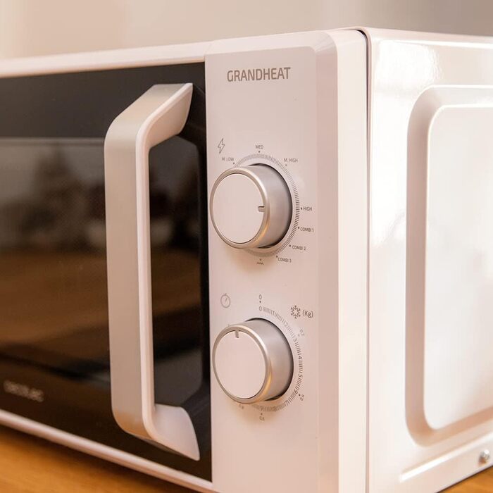 Мікрохвильова піч ProClean 3010, 20 літрів, покриття Ready2Clean, 700 Вт, 6 режимів, таймер 30 хв, функція розморожування, білий колір (20L, гриль, GrandHeat)