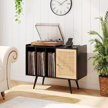 Підставка для програвача COSTWAY з зарядною станцією, стійка для вінілових програвачів, шафа для зберігання платівок, ротанговий дерев'яний шафчик, стіл для зберігання 220 платівок, 80 x 40 x 65 см (Чорний)