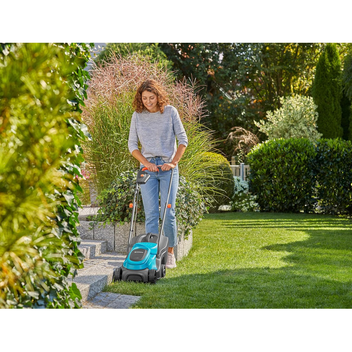 Акумуляторний газонокосарка Gardena EasyMax 30/18V Ready-to-Use Set, ширина косіння 30 см, Power for All-акумулятор, компактна та маневрена, для малих садів