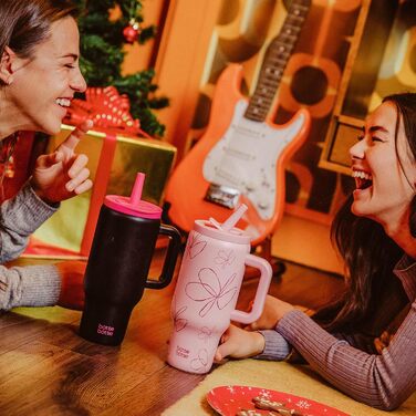 Термокружка з нержавіючої сталі 900мл з ручкою та трубочкою – BPA-free, подвійні стінки, без витоку – для подорожей, офісу, навчання, спорту та як подарунок (квітковий принт)