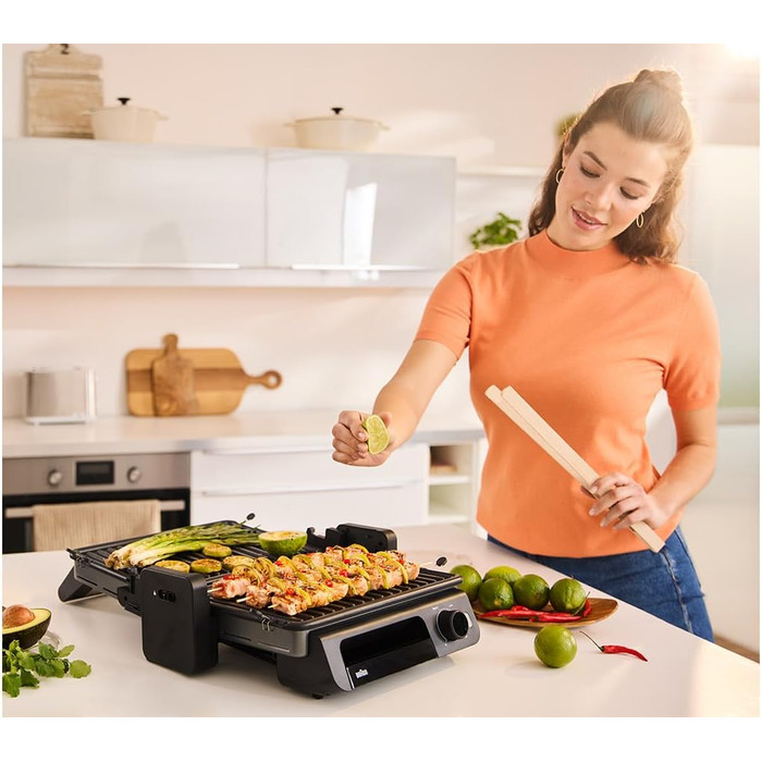 Електричний гриль Braun MultiGrill 7 CG7020: 3-в-1 (контактний гриль, BBQ, духовка), 2000W, велика поверхня (12 бургеров), чорний