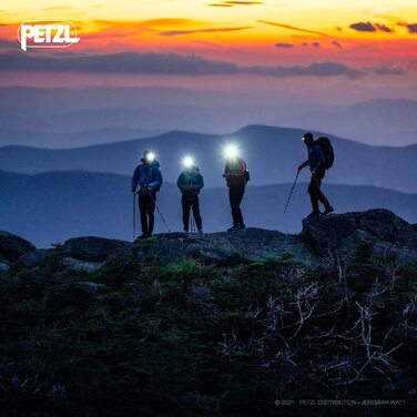 Налобний ліхтар PETZL Actik SS21