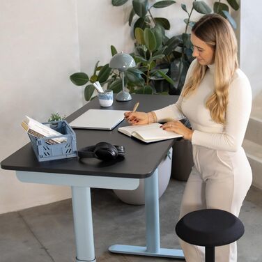 Ерготопія Десктопія Вone – Регульований стіл, електричний, з подвійним мотором, TÜV-сертифікований, 7 років гарантії, пастельно-блакитний