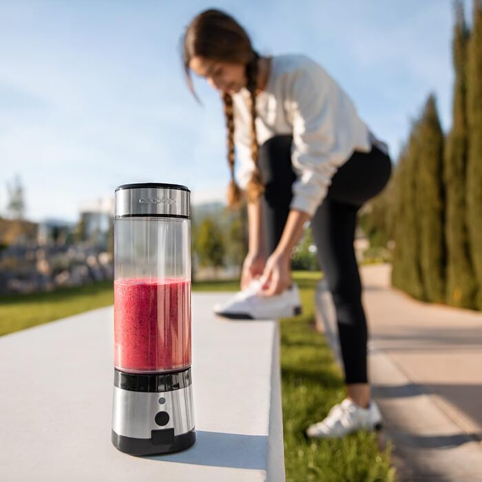 Портативний блендер Cecotec Power Titanium 300 EasyGo: 350W, подрібнює лід, 4 леза з титановим покриттям, 2 кухоль та 2 кришки