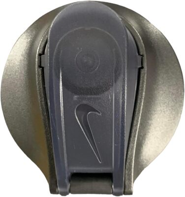 Спортивна пляшка для води Nike з великим логотипом SWOOSH чорна