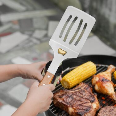 Набір гриль-посуду Onlyfire 4 шт. з нержавіючої сталі та акації (щипці, лопатка, виделка, щітка)