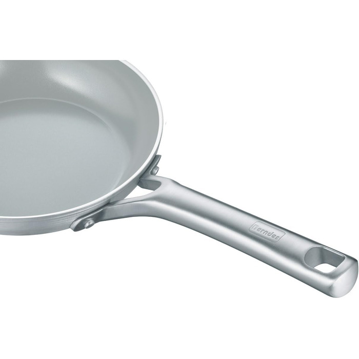 Сковорода Berndes b.free 24 см з антипригарним покриттям – з переробленого алюмінію, для всіх плит, з кварцовим покриттям, без PFAS