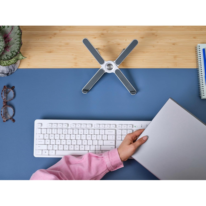 Підставка для ноутбука Trust Zeff, регульована висота, 16 дюймів, складна, чорна