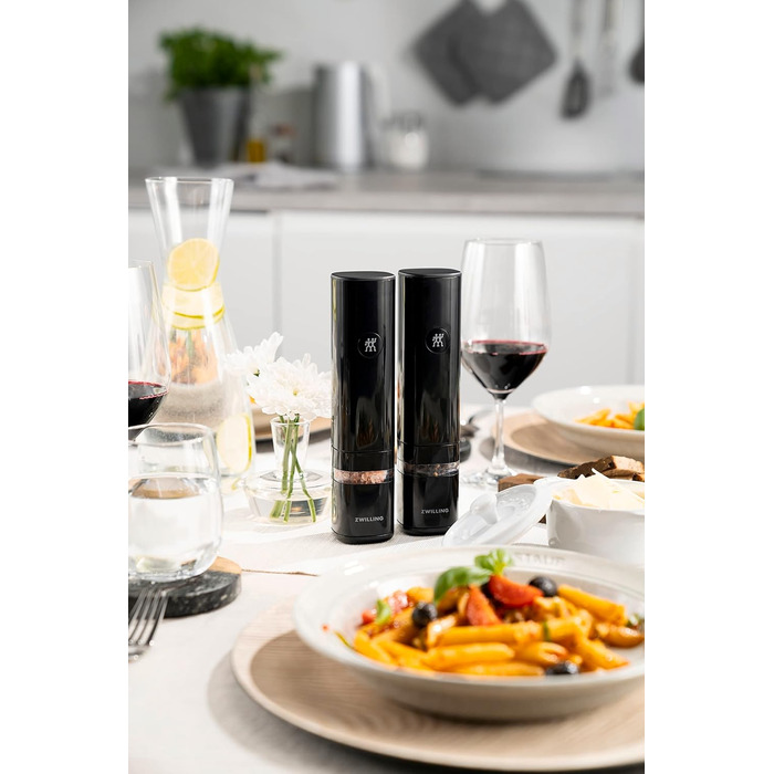Електричні млини для солі та перцю ZWILLING Enfinigy з керамічним жорном, LED-підсвічуванням, зарядкою через USB, чорно-білі (чорний)