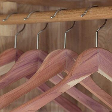 Дерев'яні вішалки для одягу Hangerworld Zedernholz 10 шт., 44 см, з нековзним підвішуванням для штанів, захист від молі
