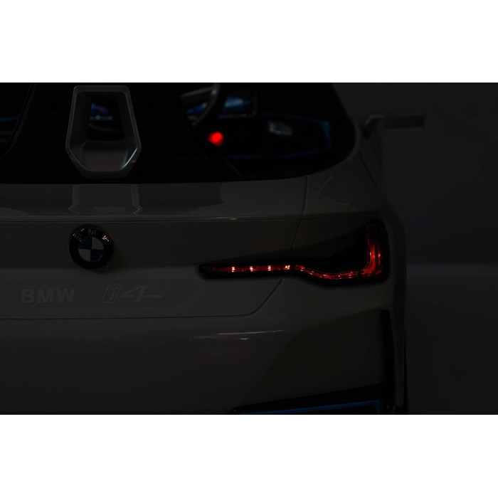 Дитячий електромобіль BMW i4, ліцензія, 12V7A, 2 мотори, керування, MP3, шкіряне сидіння, EVA, білий