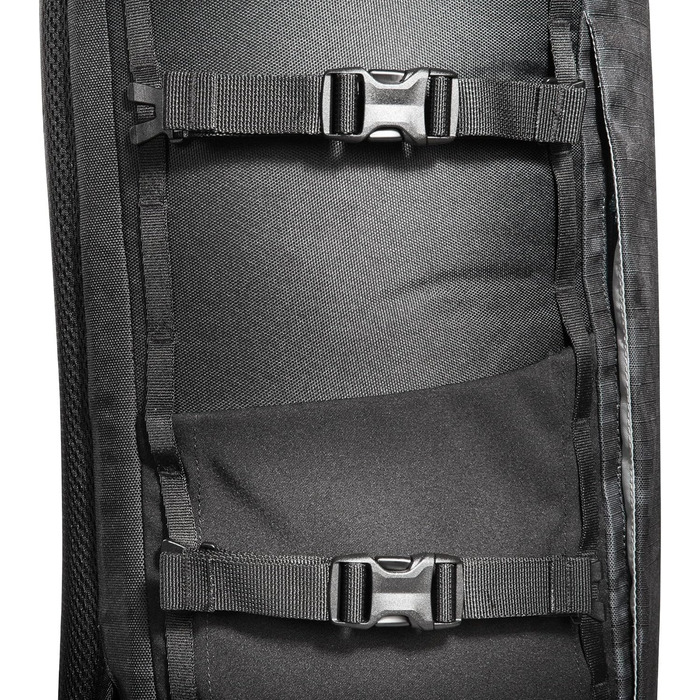 Денний рюкзак (30 літрів, чорний камуфляж Digi), 30