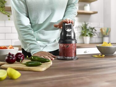 Електричний подрібнювач Ninja Express Chop Mini NJ1002EUBK – подрібнювач зелені та овочів, чорний