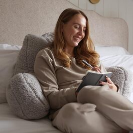 колір: сірий