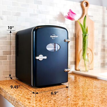 Koolatron Retro Mini Холодильник 4L, 6 доз. для Спальні, Догляду за Шкірою, Їжі, Напоїв, Косметики, Дітей, Дому, Авто та Подорожей, 12V DC, Чорний