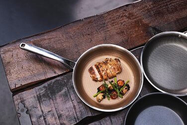 Набір сковорідок MasterPRO GIRO (20+28 см) з антипригарним покриттям ILAG, 3-шаровий, індукційний, для духовки, без PFAS/PFOA/PTFE, з нержавіючою сталею