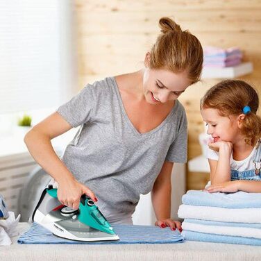 Праска з парою, праска з керамічною підошвою, самоочищення, резервуар 340 мл, 3000 Вт, автоматичне вимкнення, зелена