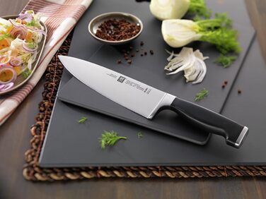 Ніж кухарський ZWILLING, нержавіюча сталь, пластикова ручка