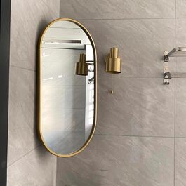 колір: золото