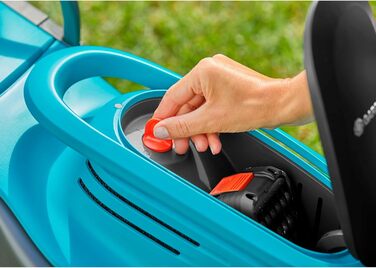 Акумуляторний газонокосарка Gardena PowerMax 37/36V P4A: комплект, до 350 м², ширина зрізу 37 см, об'єм травоспіральника 45 л, центральне регулювання висоти зрізу, двигун PowerPlus з Eco-режимом