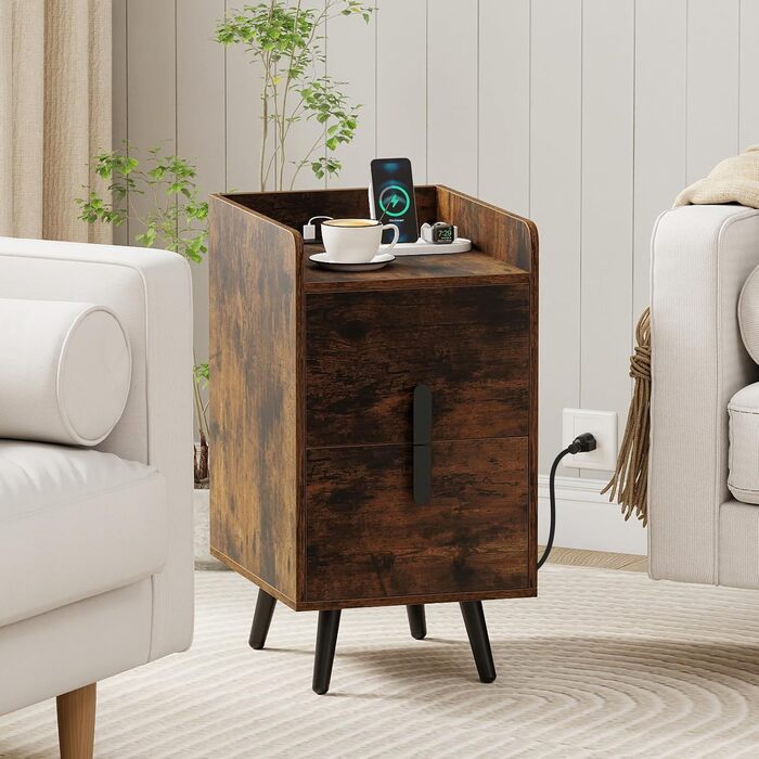 Нічний столик COSTWAY з зарядкою, вузький, 2 шухляди, металеві ніжки, для спальні/вітальні, 40 x 32 x 60 см, рустикальний коричневий