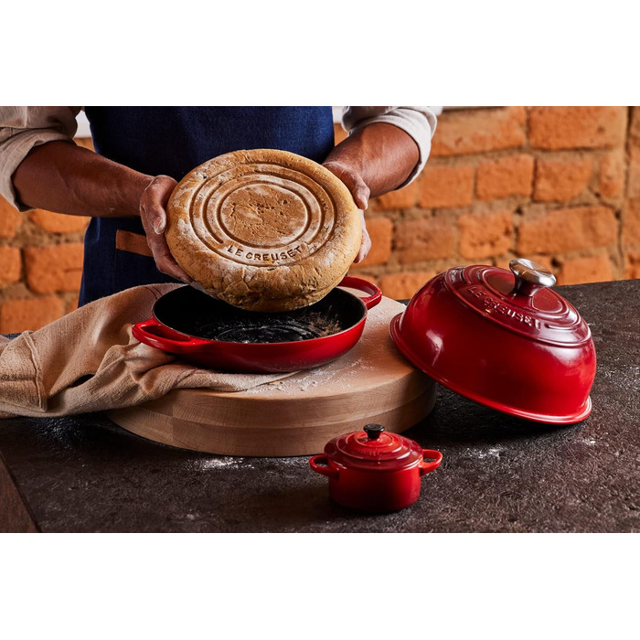 Le Creuset Signature Чавунний горщик для випічки хліба, 24 см, Марсель
