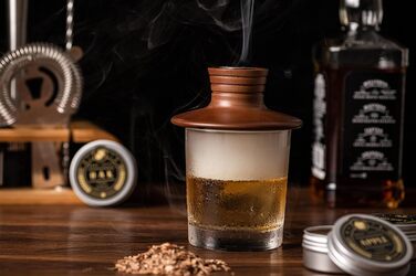 Набір для копчення коктейлів Bourbon: з ліхтариком та стружкою для віскі/бурбона. Ідеальний подарунок для чоловіків, батька, чоловіка.