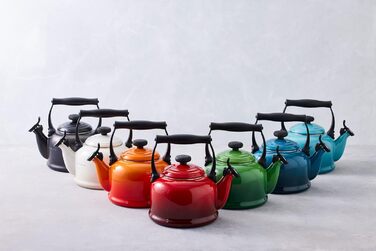 Чайник для води Le Creuset Tradition, 2,1 л, емальована сталь, чорний, 92000800140000 (бамбук)