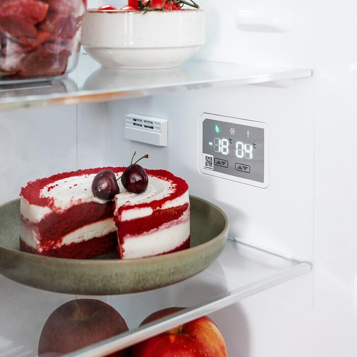 Міні-холодильник Cecotec Bolero CoolMarket TT Origin 45: 294 л, 1 дверцята, бежевий, з LED-підсвічуванням, відкривачкою для пляшок, ретро-дизайн