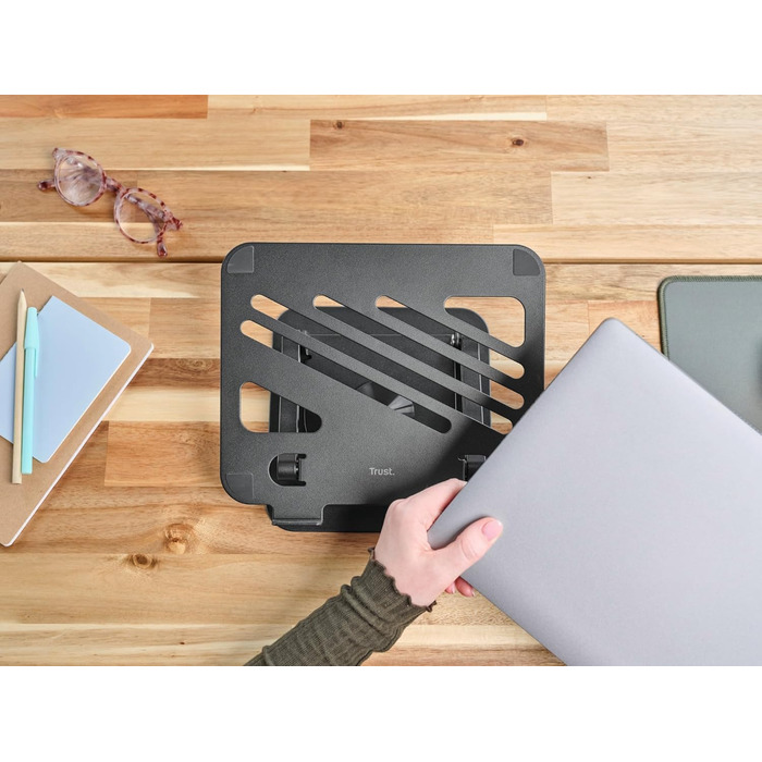 Регульована підставка для ноутбука Trust Zeff 16 дюймів з 360° обертанням, чорна
