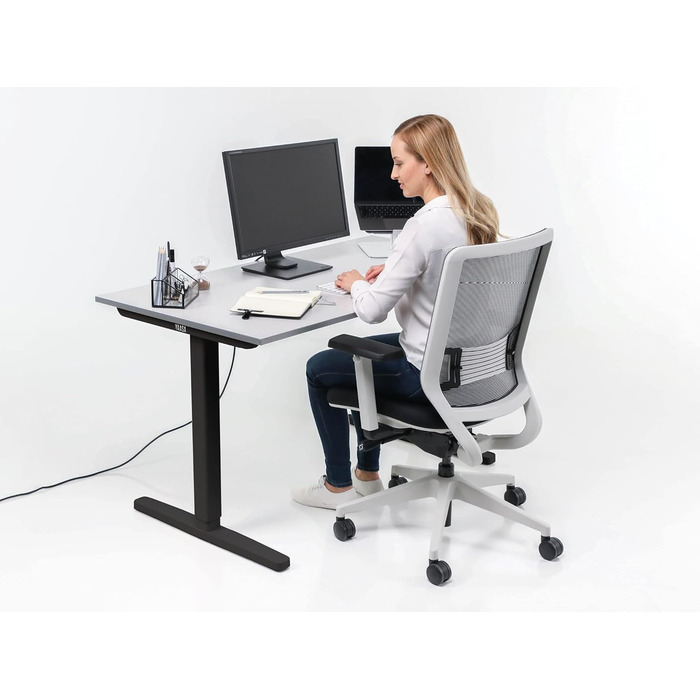 Дитяча парта Yaasa Desk Basic S, 120x70 см, регульована по висоті, з замком для ключів та USB-роз'ємом для зарядки