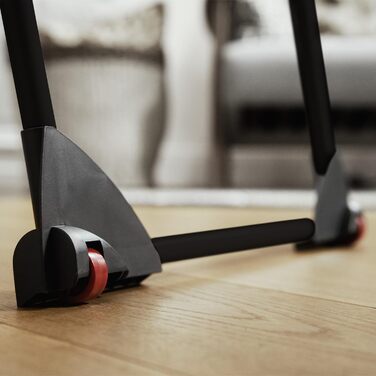 Сушарка для білизни Vileda Infinity Flex Ultimate Black Edition з розсувним телескопічним каркасом, XXL-стійками, чорного кольору. Складається та поставляється у зібраному вигляді. Ідеальна для великої кількості білизни. Екологічна упаковка.