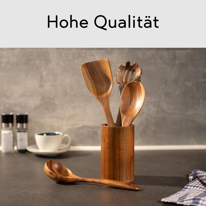Набір кухонних помічників з дерева (9 шт.): щипці для гриля, вінчик, лопатка, ложка, шумовка. Матеріал: теак.