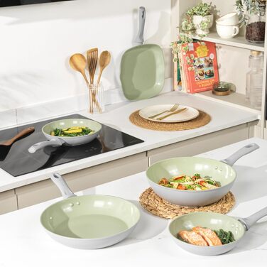 Сковорода-гриль SALTER Earth Grill 28 см з виливом, квадратна, для стейків, сумісна з індукцією, без PFAS/PFOA, алюміній з титановою основою, керамічне покриття, легко миється, з бакелітовою ручкою, зелена