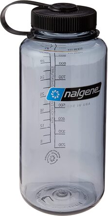 Пляшка для води Nalgene Sustain Tritan без вмісту бісфенолу А, виготовлена з 50 пластикових відходів, об'ємом 900 мл, з широкою шийкою, сіра з чорною кришкою, об'ємом 32 Унції, Кубок світу, сіра з чорною кришкою